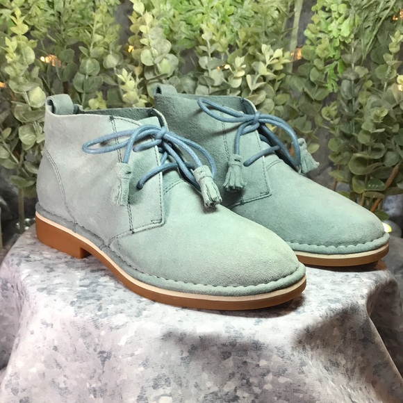 Hush Puppies Shoes - Women’s Size 6 Hush Puppies Soft Blue Suede Lace-up Chukka Boots ✨Brand New!✨